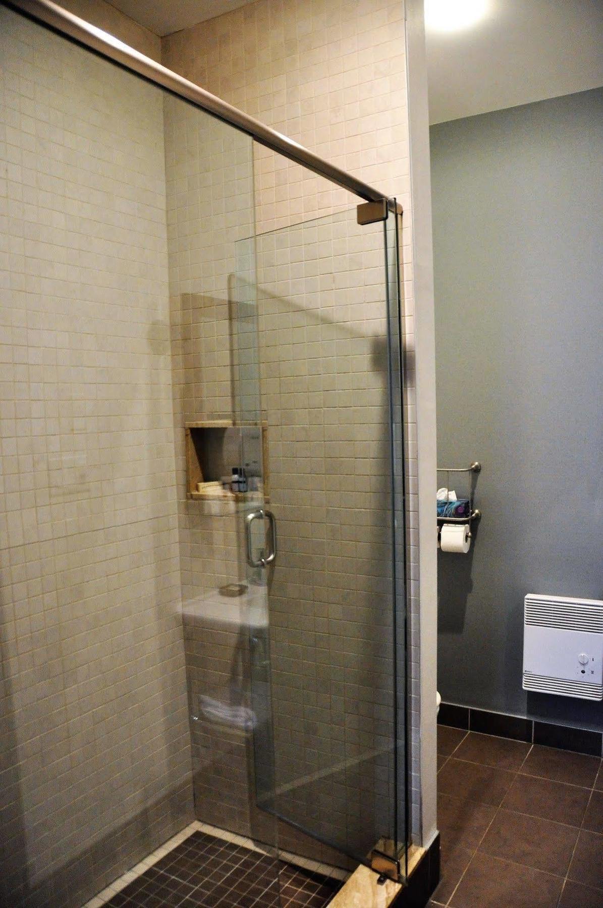 1595 Saint-Denis Hotel Montreal Ngoại thất bức ảnh