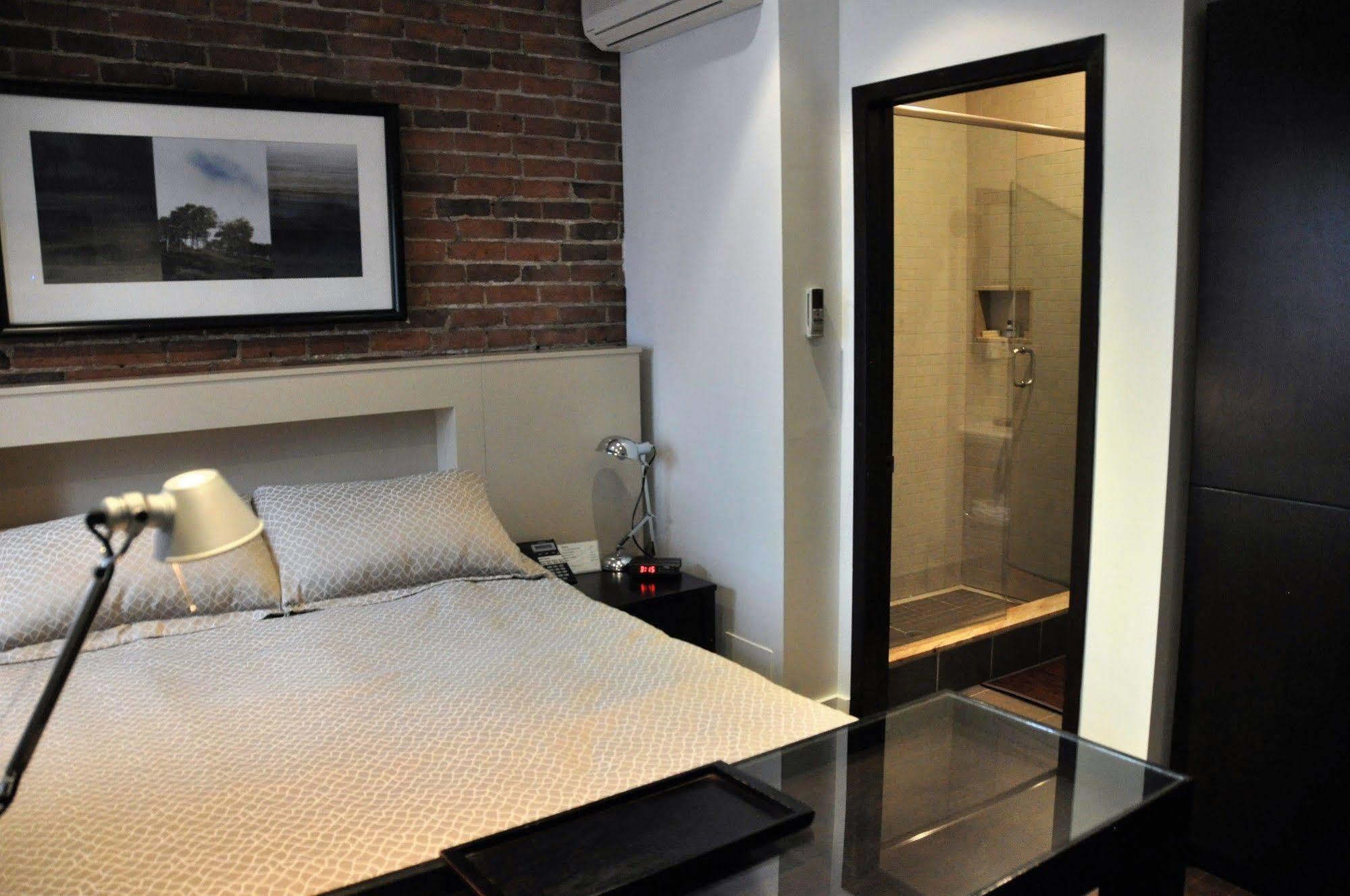 1595 Saint-Denis Hotel Montreal Ngoại thất bức ảnh